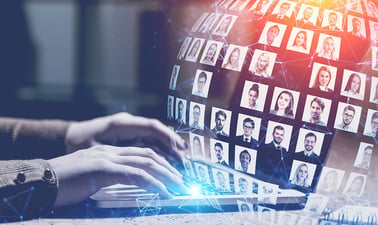 DoaneX: Defining Virtual Community Projects for Dynamic Change