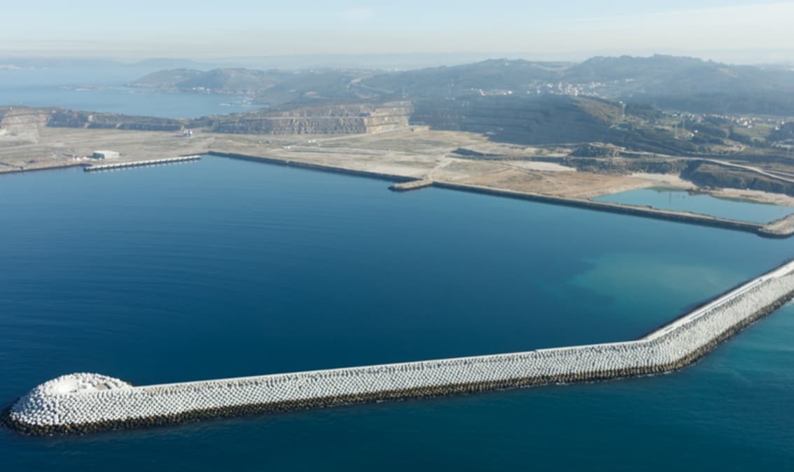 Diseño de diques rompeolas con cubípodos