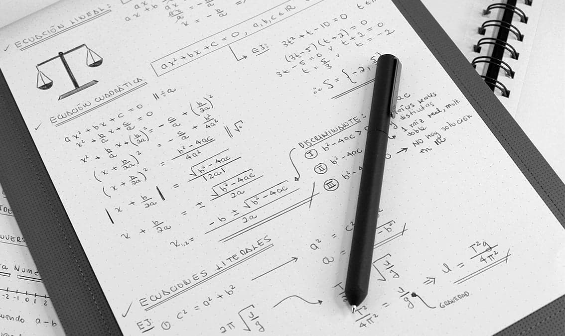 Modelos Matemáticos Simples: Ecuaciones y Desigualdades
