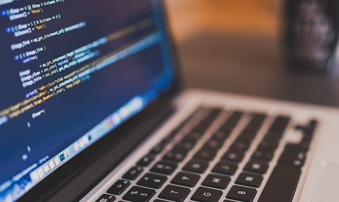 مختبر البرمجة: الأدوات والبرامج