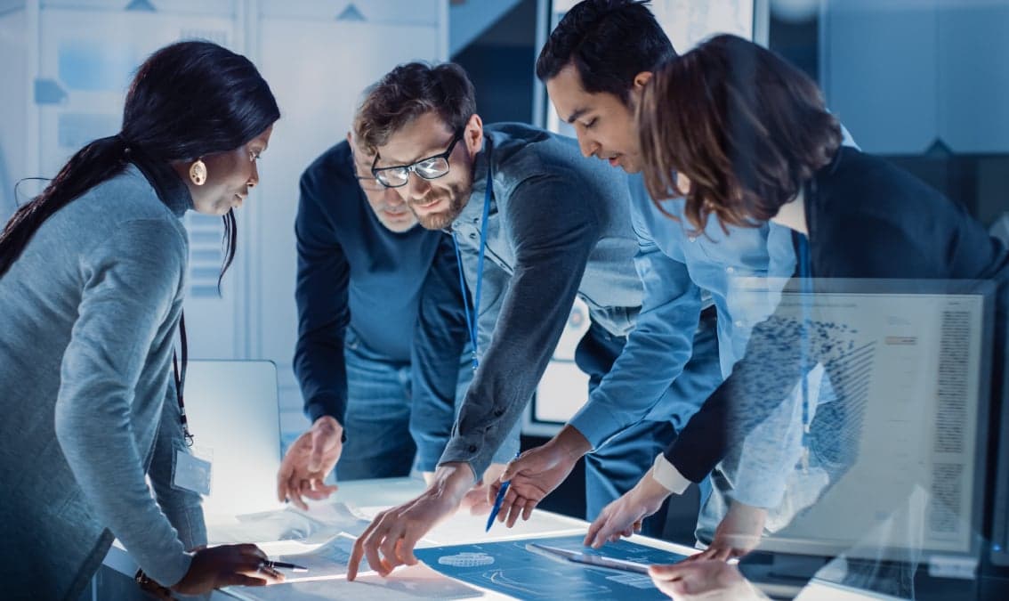 Building ETL and Data Pipelines with Bash, Airflow and Kafka