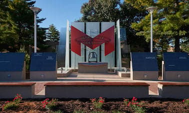 Liberal Çalışmalar Alanında Lisans Derecesi (Bachelor of Arts)